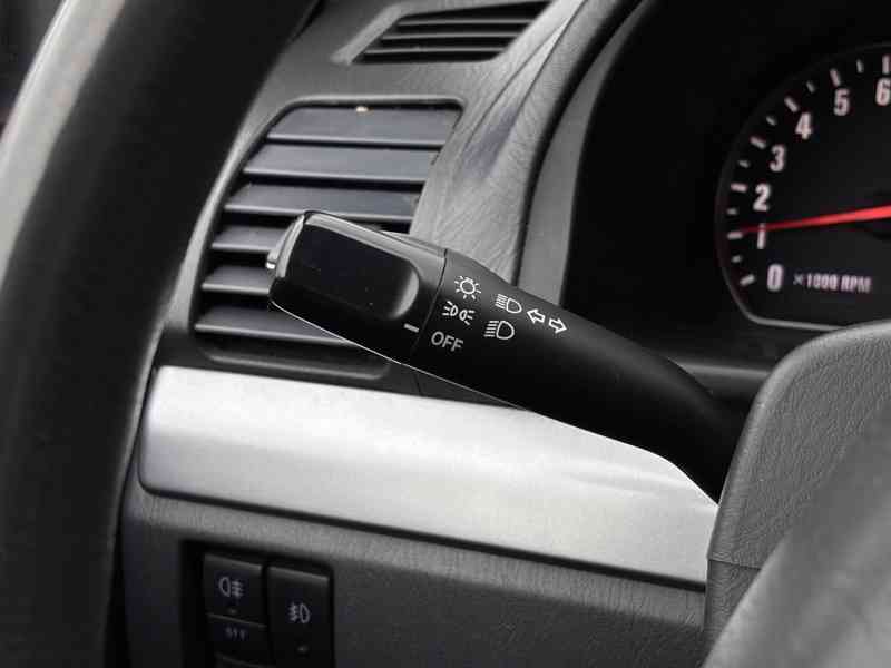 Suzuki Grand Vitara 2,5i V6 benzín 116kw - foto 22