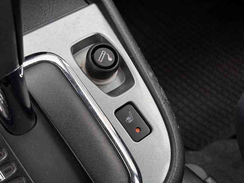 Suzuki Grand Vitara 2,5i V6 benzín 116kw - foto 25
