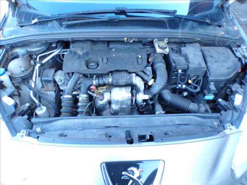 Peugeot 308 1,6 HDi KLIMATIZACE - foto 14