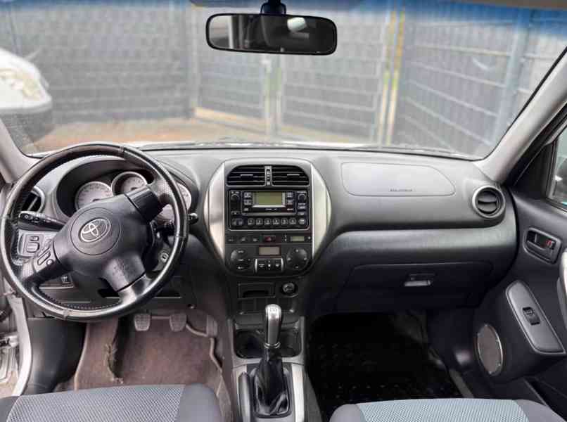 Toyota RAV 4 2.0i 4x4 benzín 110kw - foto 10