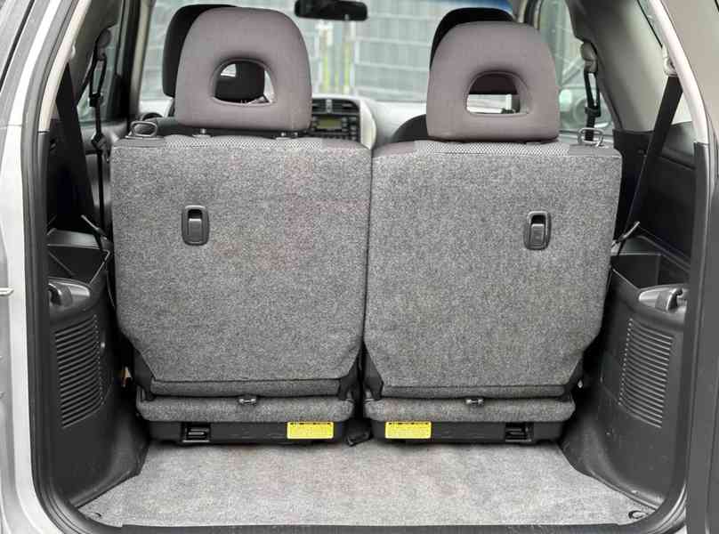 Toyota RAV 4 2.0i 4x4 benzín 110kw - foto 9