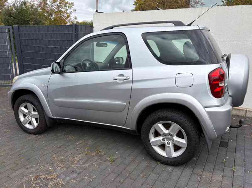Toyota RAV 4 2.0i 4x4 benzín 110kw - foto 7