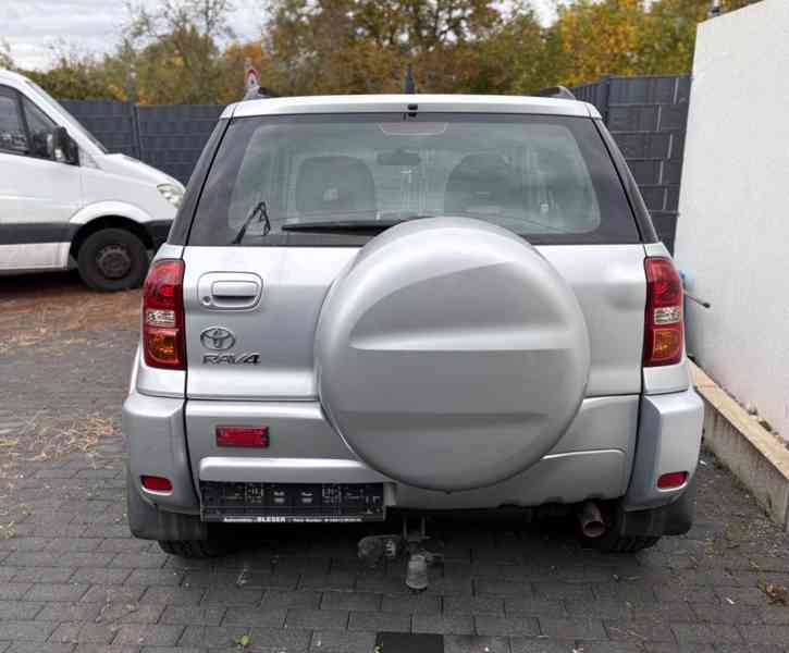 Toyota RAV 4 2.0i 4x4 benzín 110kw - foto 6