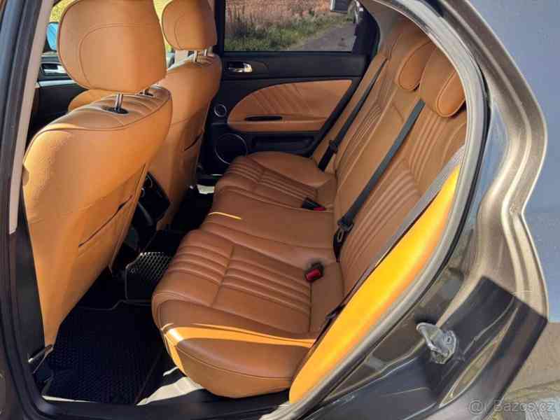 Alfa Romeo 159 2,2 - foto 6