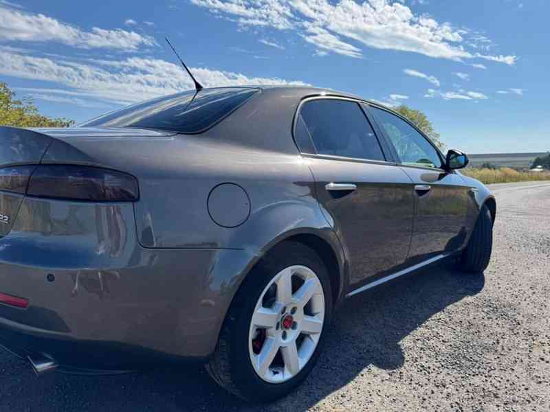 Alfa Romeo 159 2,2 - foto 11