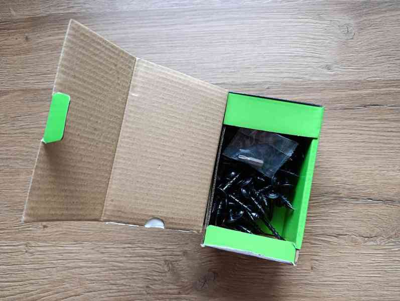 Tesařské vruty s talířovou hlavou, ČERNÝ zinek, torx +bit - foto 3