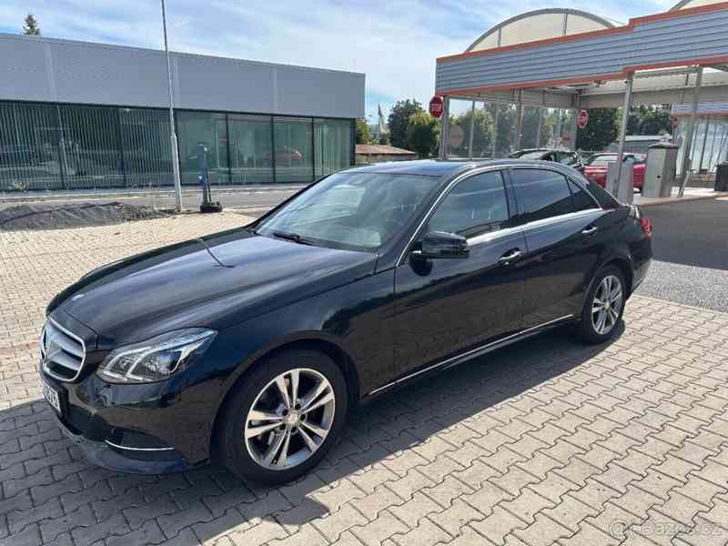 Mercedes-Benz Třídy E 2,5 - foto 10