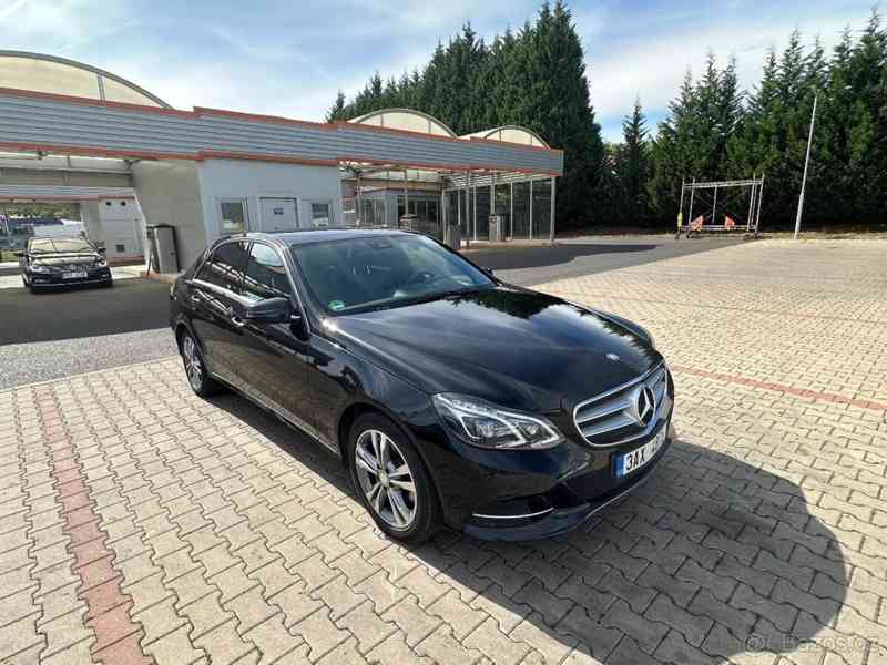 Mercedes-Benz Třídy E 2,5 - foto 2