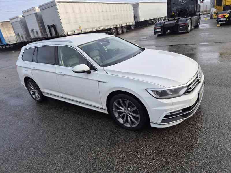VOLKSWAGEN Passat Variant 2.0 TDI 4x4 - foto 2