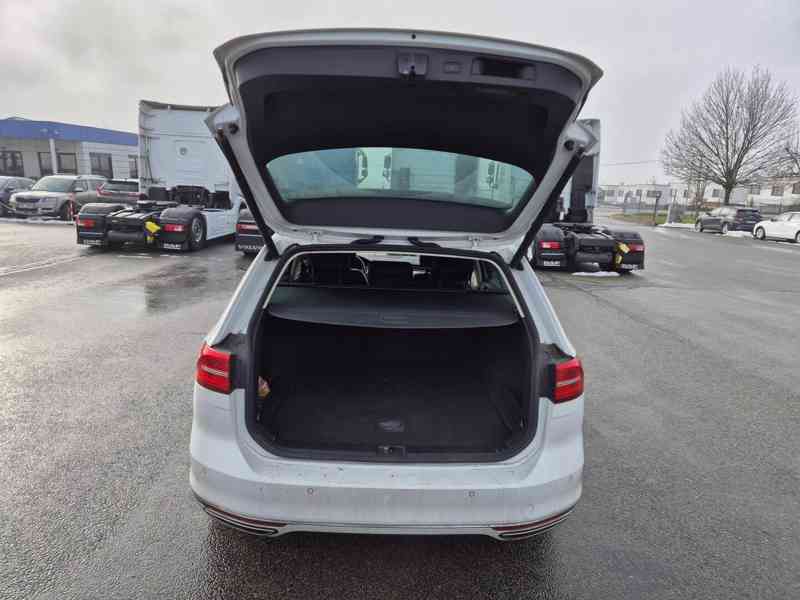 VOLKSWAGEN Passat Variant 2.0 TDI 4x4 - foto 9