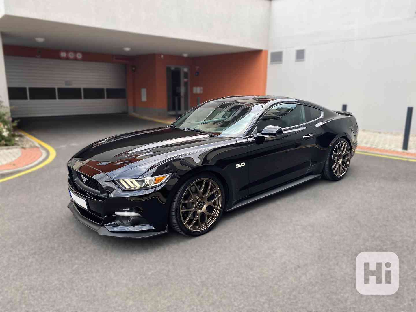 Ford Mustang GT, 5.0 V8 324kW, USA - foto 1