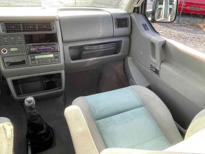 Volkswagen T4 Multivan 2.5TDI Generation 111kw - foto 7