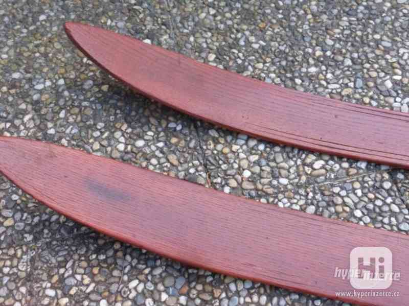 Lyže - dřevěné - foto 3