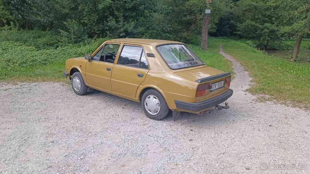 Škoda 105 S - foto 6