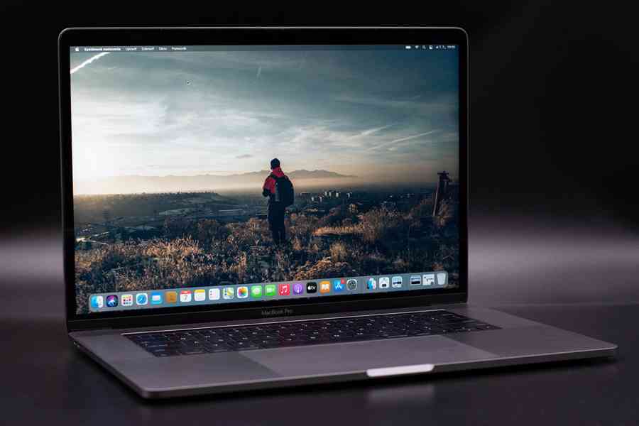 MacBook Pro 15" 2016 Space Gray - foto 1