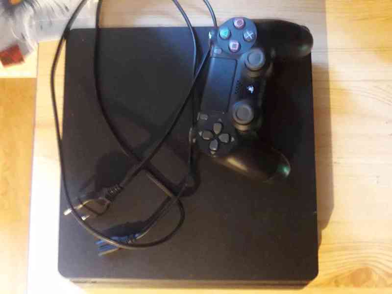 Playstation 4 SLIM 1TB - foto 3