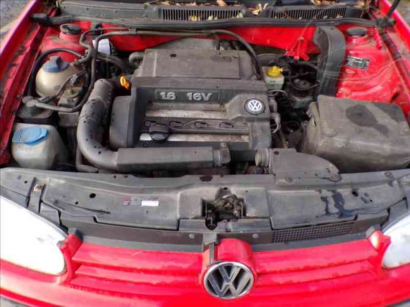 Volkswagen Golf 1,6 16V KLIMA,EKO PLACENO!!! - foto 10