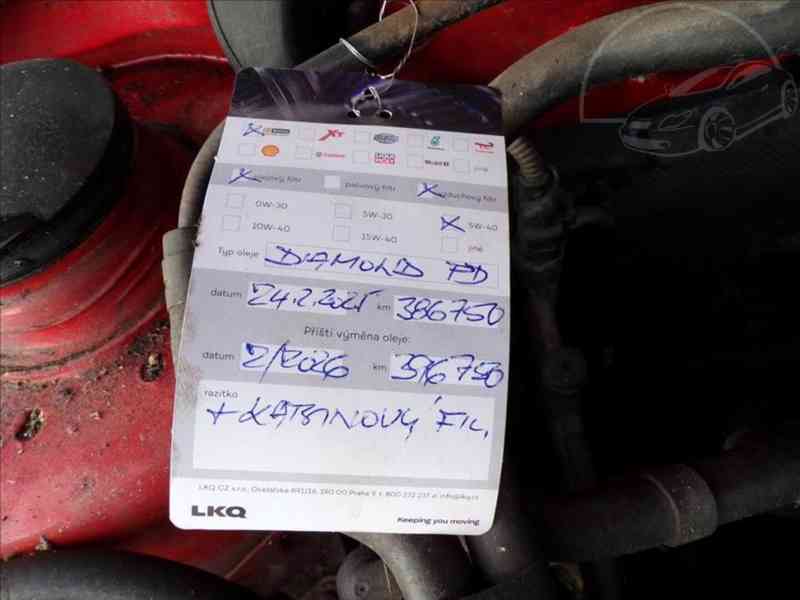 Volkswagen Golf 1,6 16V KLIMA,EKO PLACENO!!! - foto 11