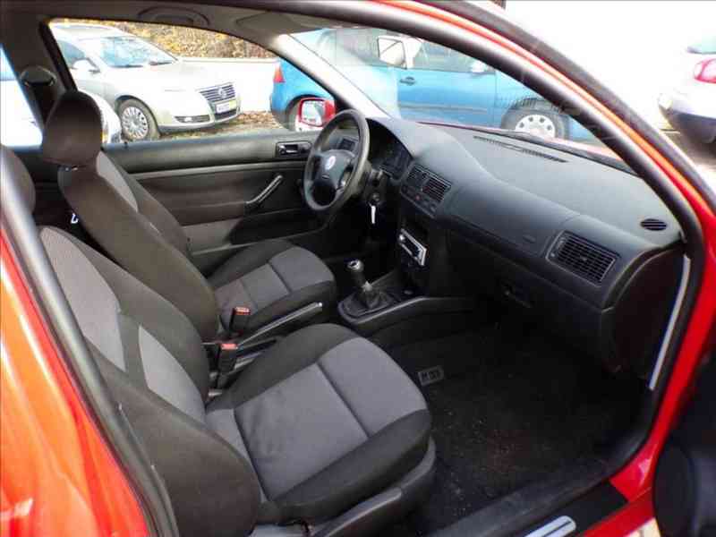 Volkswagen Golf 1,6 16V KLIMA,EKO PLACENO!!! - foto 9