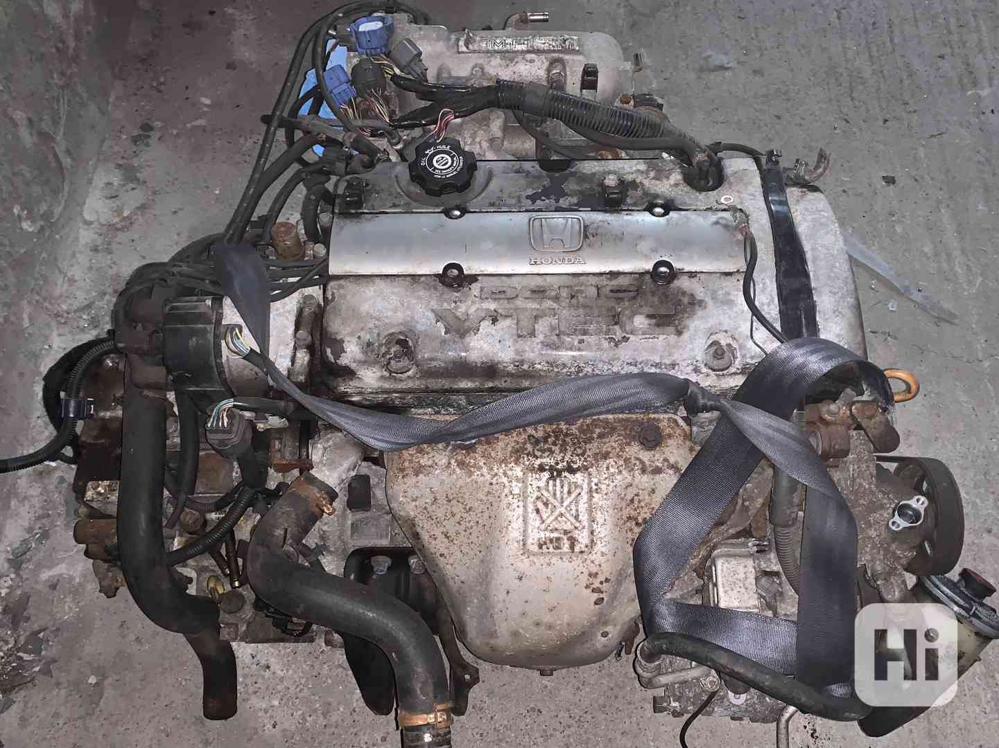 H22A5 Honda motor + převodovka - foto 1