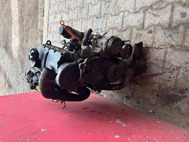 Motor 1,9TDI AUY 85KW VW Sharan kompletní motor - foto 2