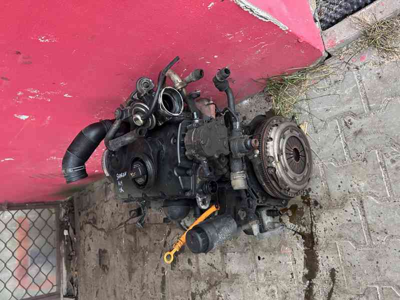 Motor 1,9TDI AUY 85KW VW Sharan kompletní motor - foto 3