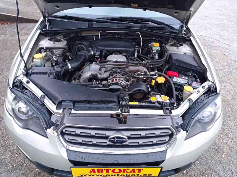 Subaru Outback 2.5i 121kW/4x4/Výhřev/Automat - foto 9