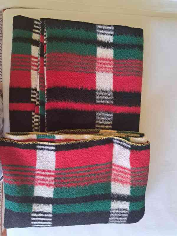 Barevná deka + pikniková deka - foto 2