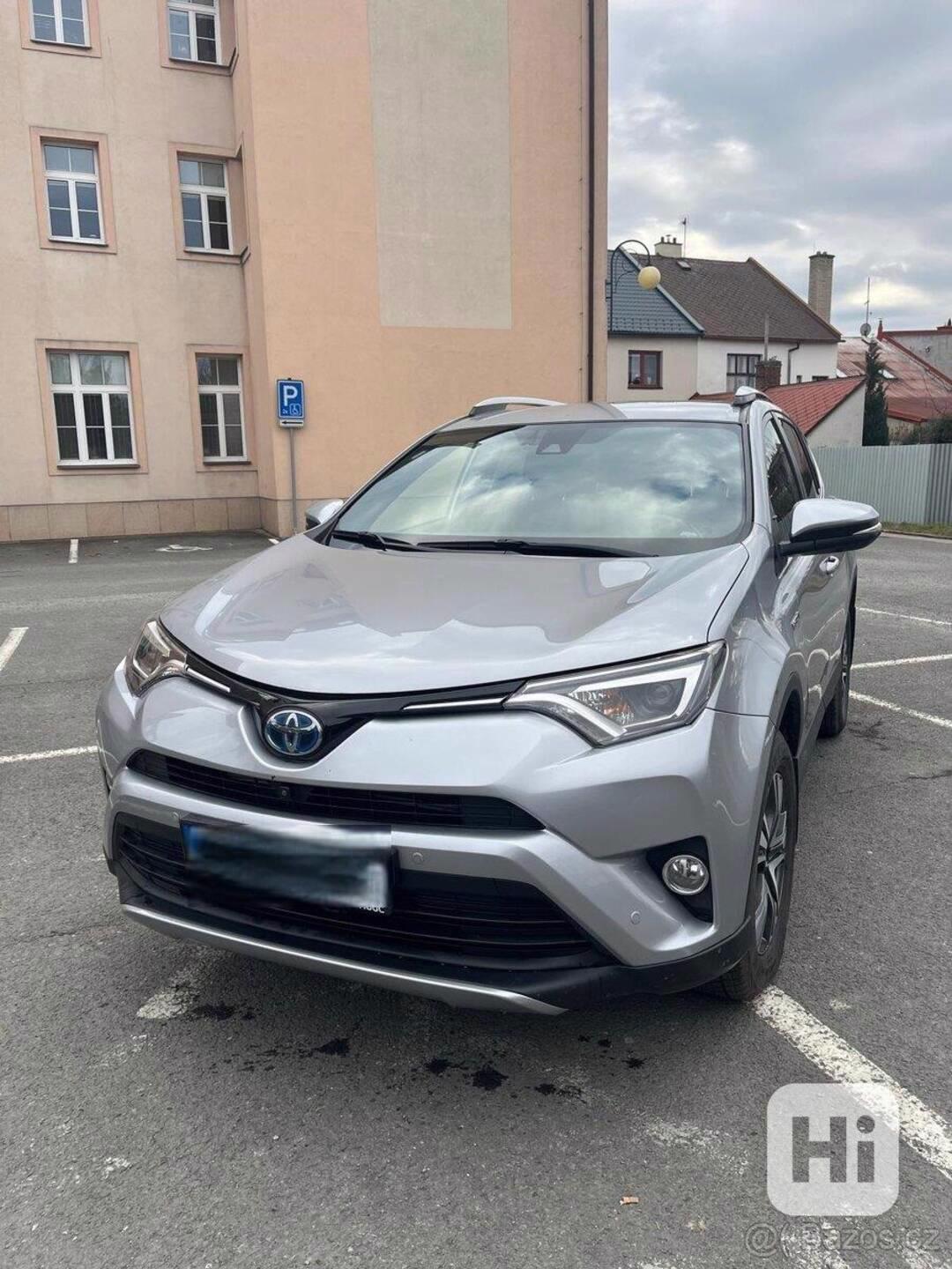 Toyota RAV4 2,5   2018, hybrid - foto 1