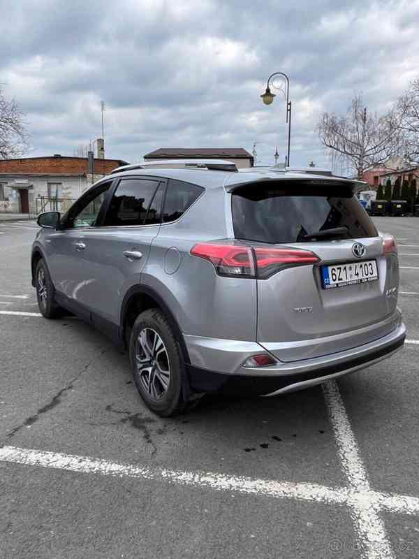 Toyota RAV4 2,5   2018, hybrid - foto 8