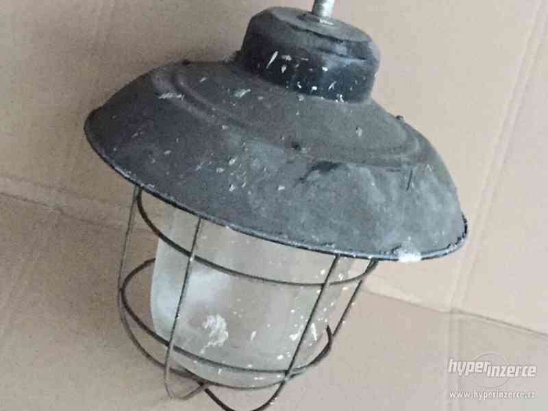Industriální lampa - foto 2