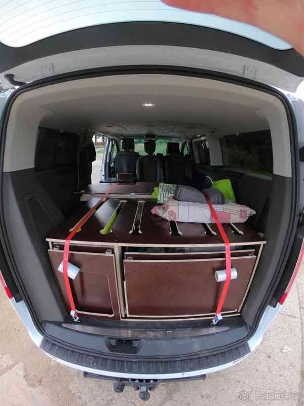 Ford Tourneo Custom 2,0   96kw L2 2021 - foto 18