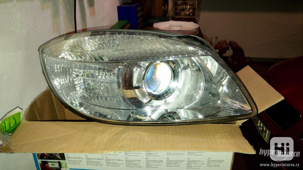 pravé světlo Škoda Fabia II - foto 1