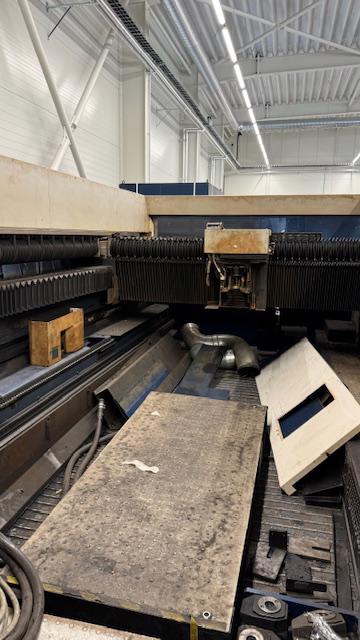 Laser TRUMPF TruLaser 3030 3,2kW rv.2011 - ihned -nový typ - foto 3