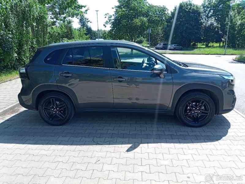 Suzuki S-Cross 1,4   95kW Premium (2022 r.v.) - foto 5