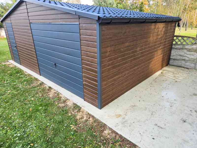Plechova garáž 7x5m - výklopná vrata - dveře - 2x okno TS875 - foto 5