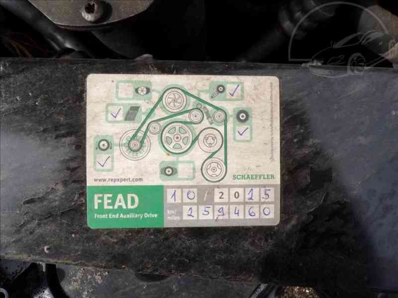 Volkswagen Passat 2,0 TDI DSG - foto 16