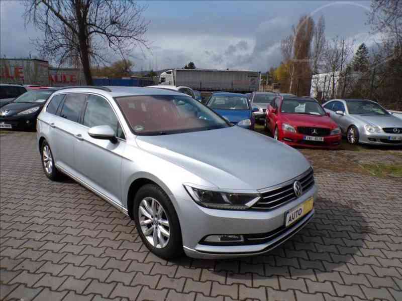 Volkswagen Passat 2,0 TDI DSG - foto 1