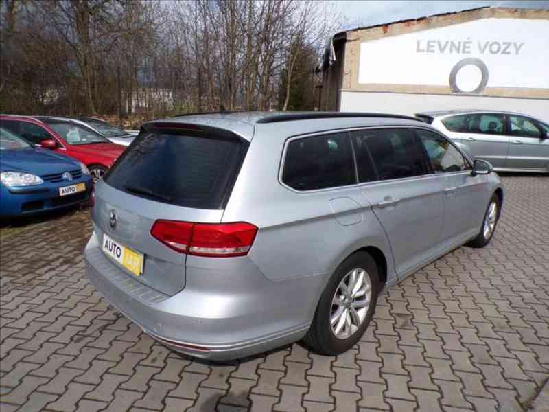 Volkswagen Passat 2,0 TDI DSG - foto 4