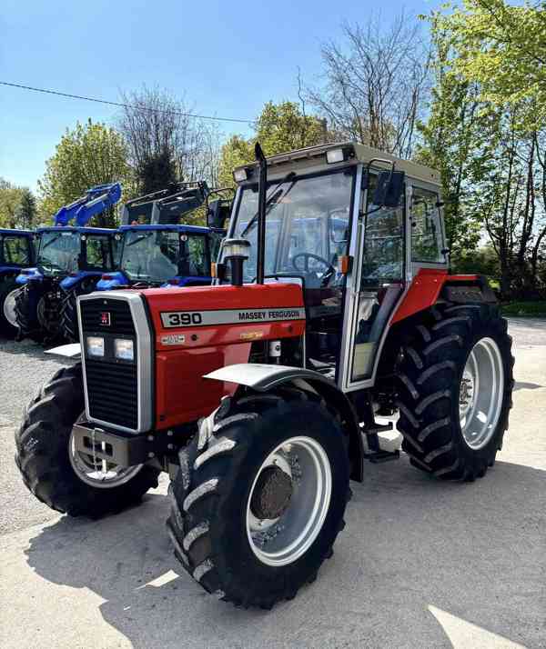 Použitý traktor Massey Ferguson 390. - foto 1