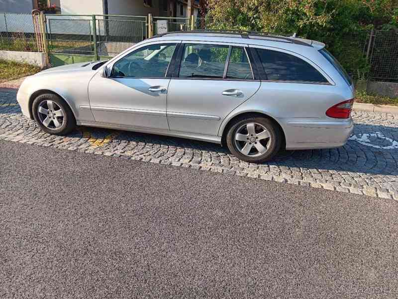 Mercedes-Benz Třídy E 2,2 CDI - foto 6