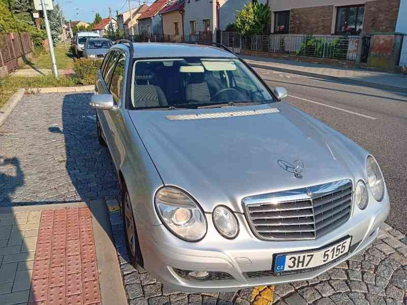 Mercedes-Benz Třídy E 2,2 CDI - foto 4