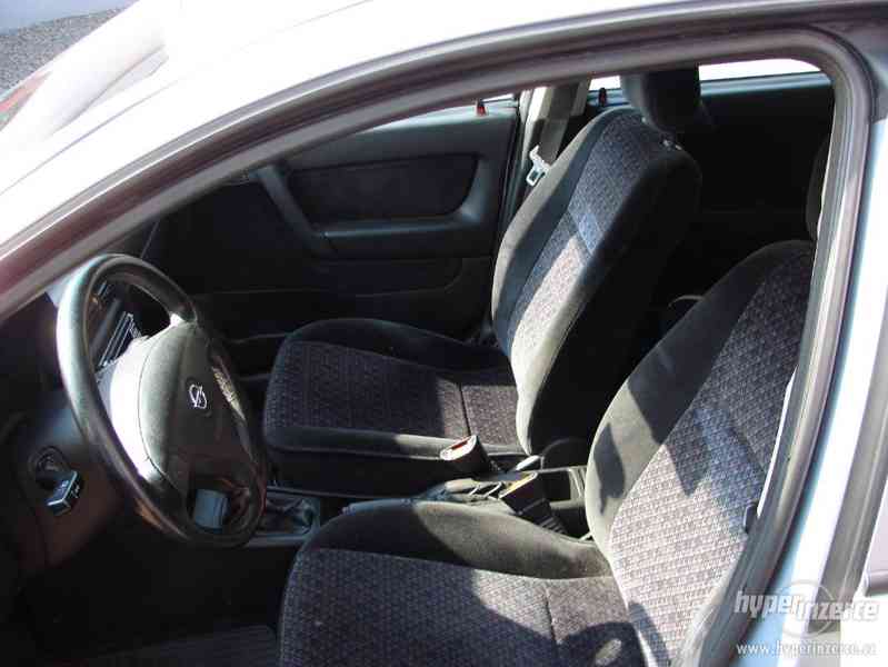 Opel Astra 1.6i Caravan r.v.1999 (KLIMA) - foto 9