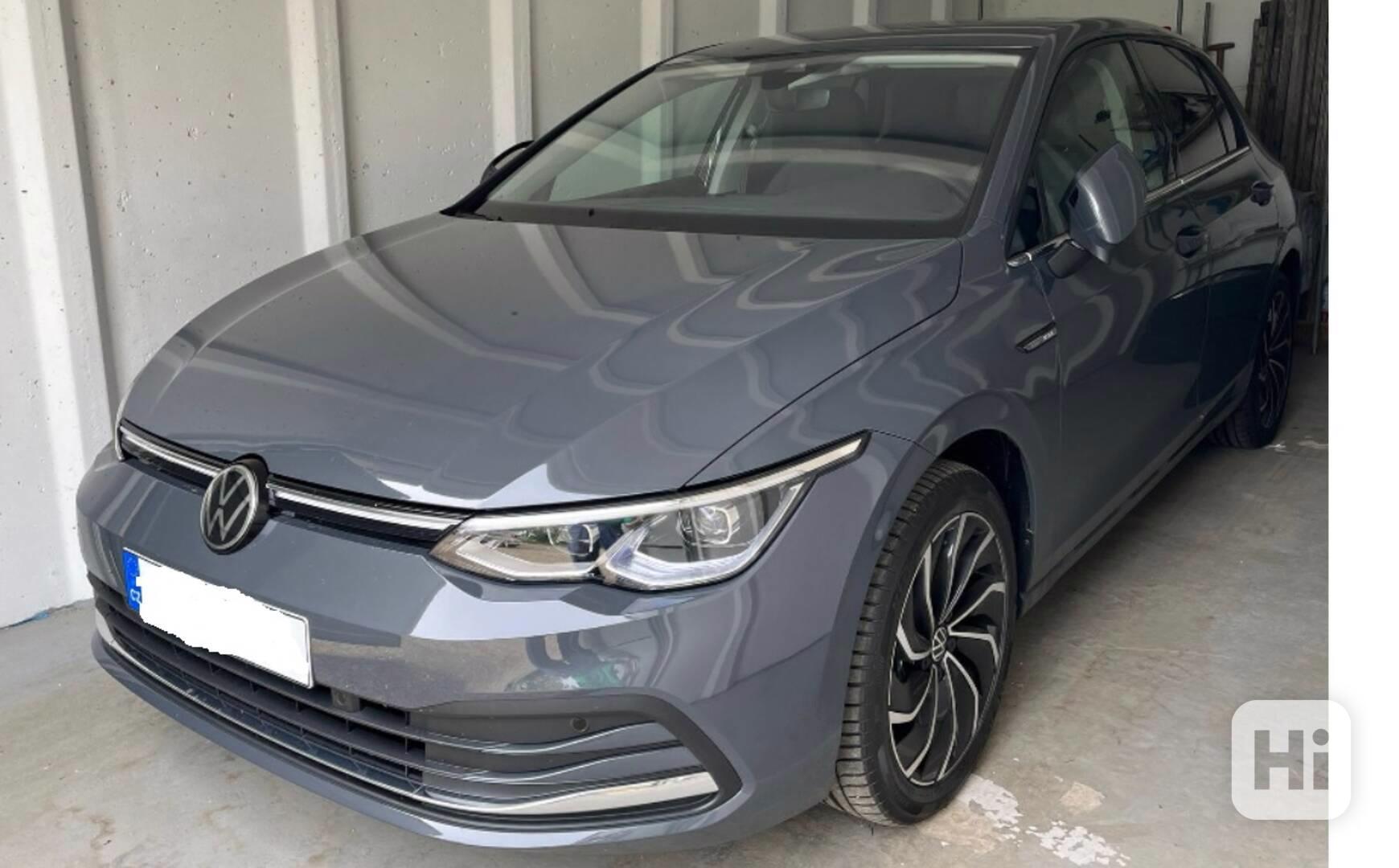VW Golf 8 Style 1,5 eTSI 110 kW - foto 1