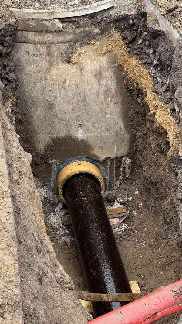 Zemní práce | Kanalizační a vodovodní přípojky | Výkopy  - foto 3