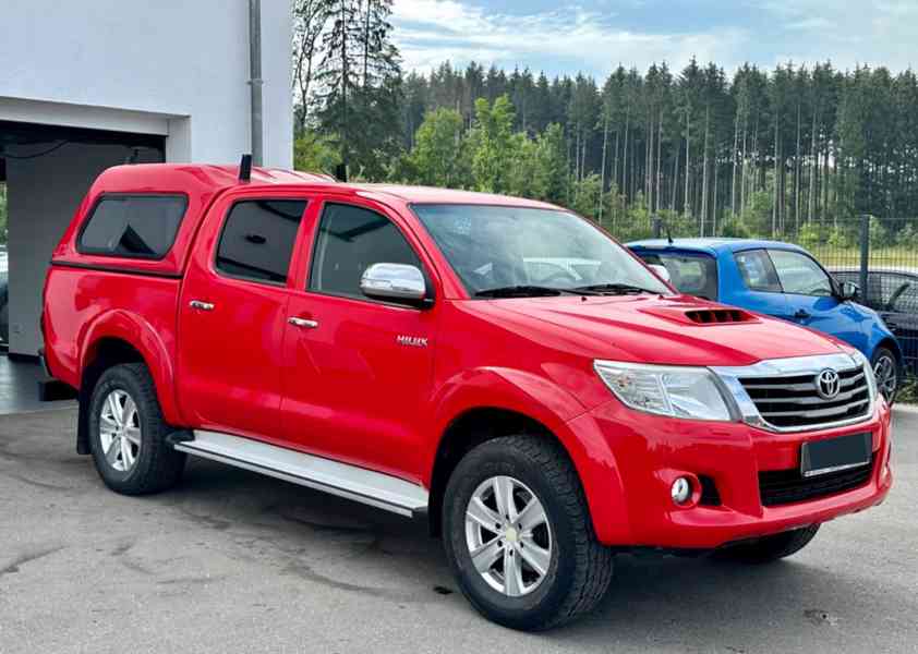 Toyota Hilux 3,0 D4-D Double Cab 4x4 AUT. 126kw - foto 4