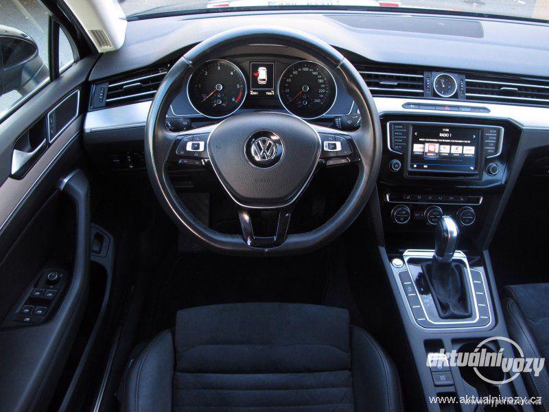 Volkswagen Passat 2.0, nafta, r.v. 2016, kůže - foto 5