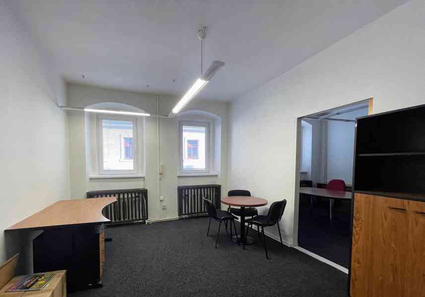 Pronájem kancelářských prostor v centru České Lípy - foto 3