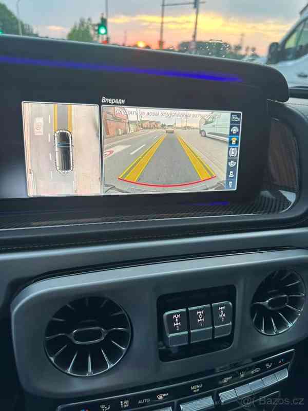 Mercedes-Benz Třídy G 4,0   G63 AMG - foto 13