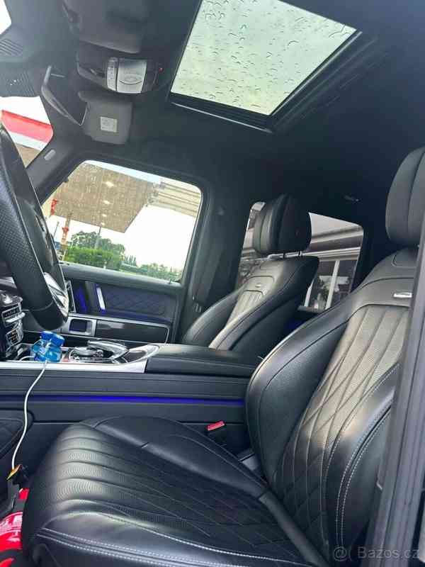 Mercedes-Benz Třídy G 4,0   G63 AMG - foto 15